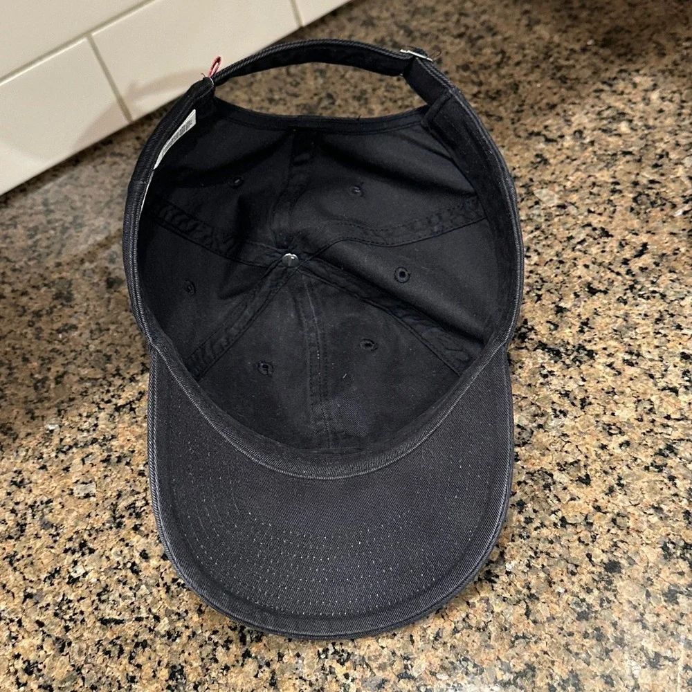 Nike Baseball Cap Men's Adjustable Hat Black White Swoosh Logo Dad Hat